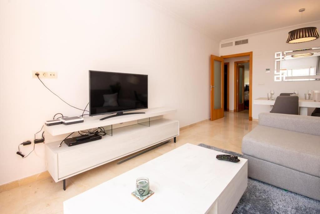 Penthouse With Roof Terrace, Bbq, Pool- And Sea Views Apartment Buenas Noches Exterior photo