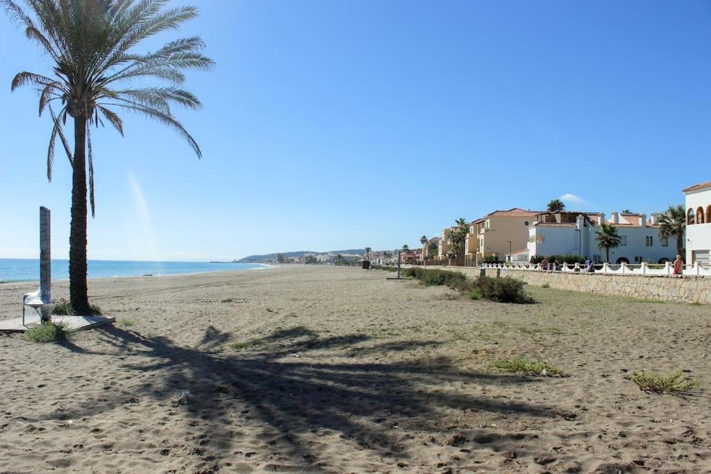 Penthouse With Roof Terrace, Bbq, Pool- And Sea Views Apartment Buenas Noches Exterior photo